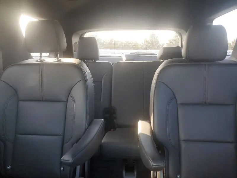 2022 CHEVROLET TRAVERSE RS  