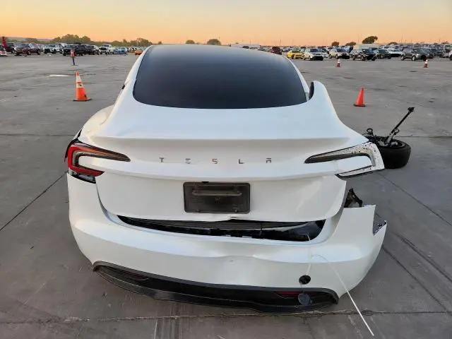 2024 TESLA MODEL 3