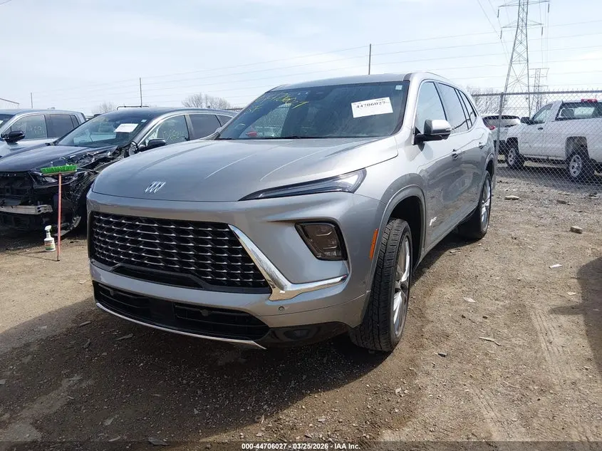2025 BUICK ENCLAVE AVENIR FWD