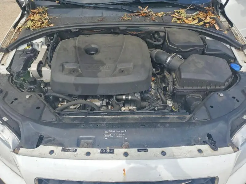 2016 VOLVO XC70 T5 PLATINUM  