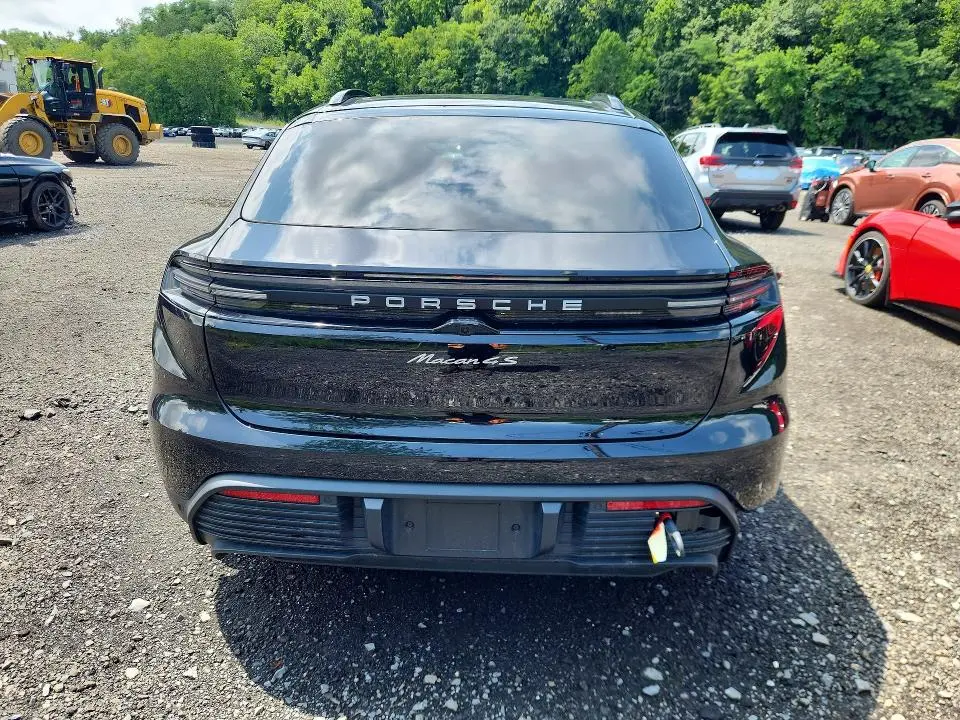 2025 PORSCHE MACAN 4S  