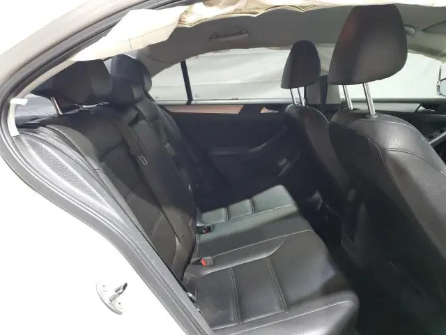 2014 VOLKSWAGEN JETTA SE  