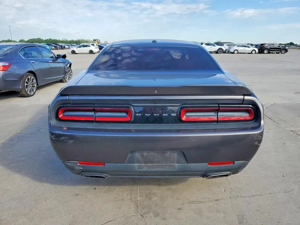 2018 DODGE CHALLENGER SXT  