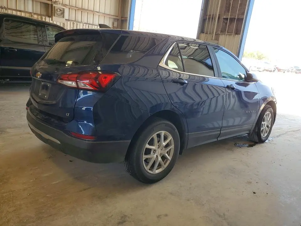 2022 CHEVROLET EQUINOX LT  