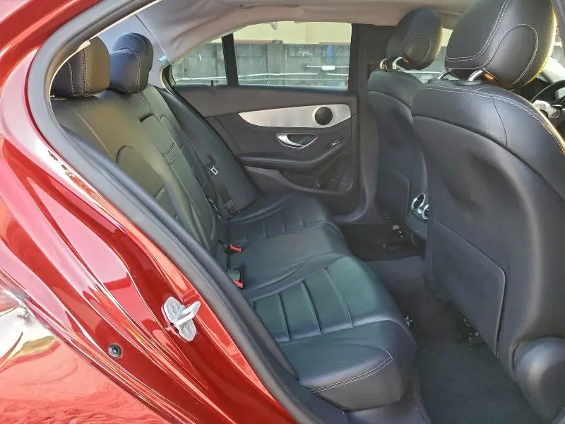 2016 MERCEDES-BENZ C 300  