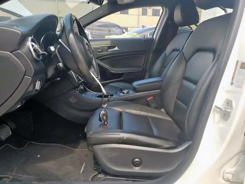2017 MERCEDES-BENZ GLA 250  