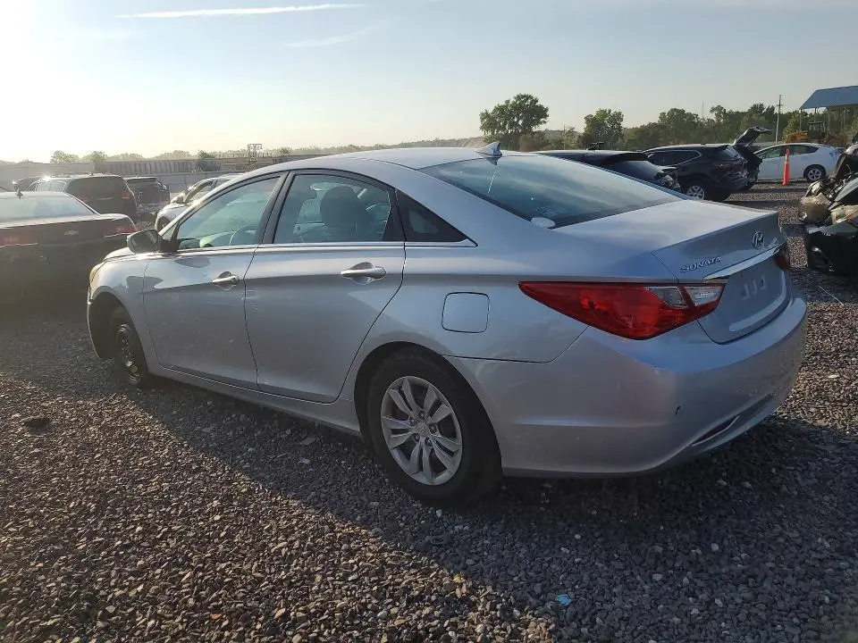 2012 HYUNDAI SONATA GLS  