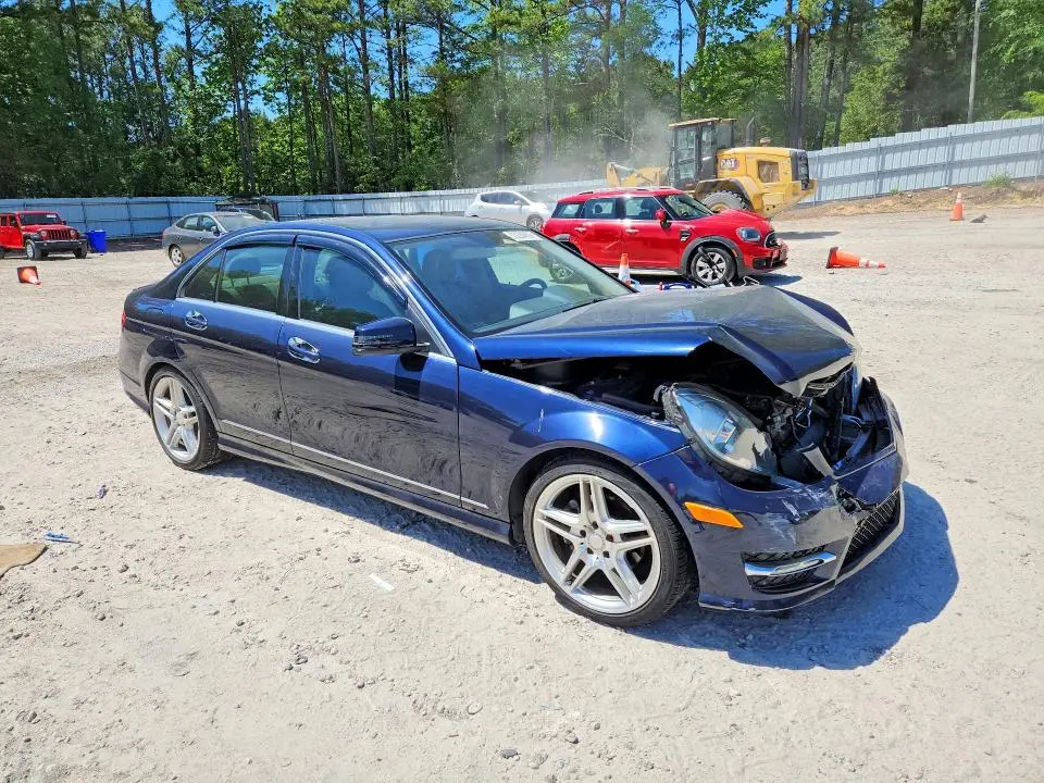 2014 MERCEDES-BENZ C 250  
