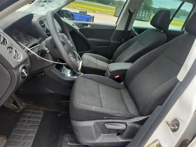 2012 VOLKSWAGEN TIGUAN S  