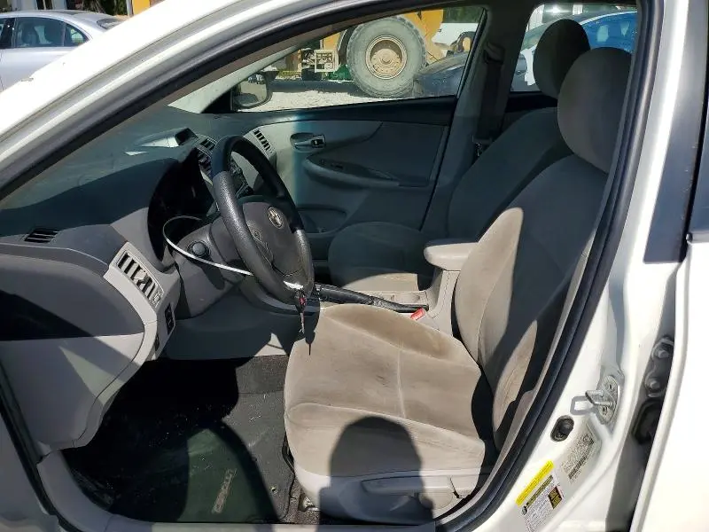 2012 TOYOTA COROLLA LE  