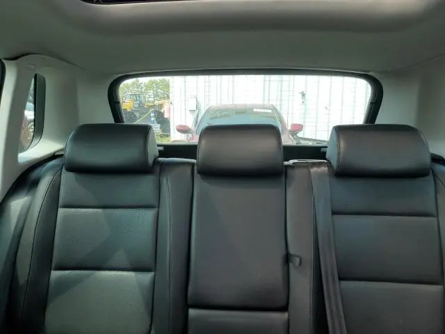 2011 VOLKSWAGEN TIGUAN S  