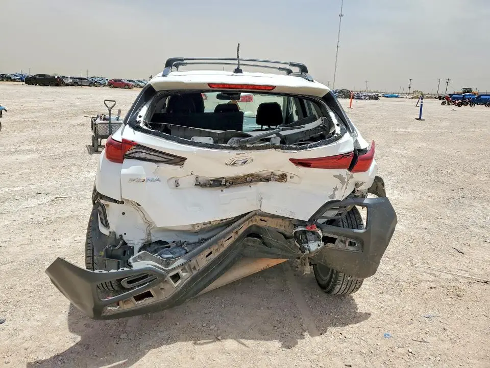 2021 HYUNDAI KONA SEL  