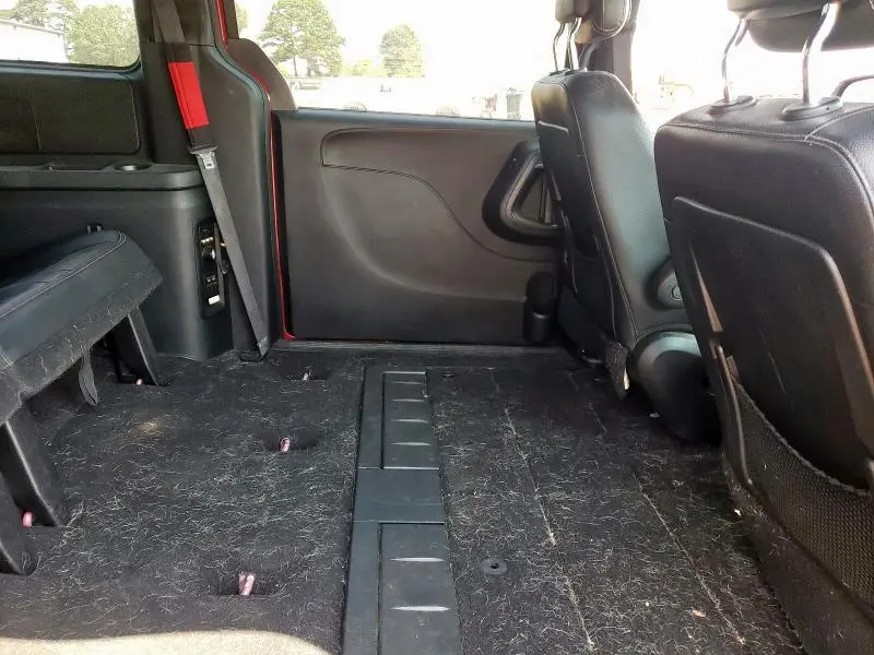 2015 DODGE GRAND CARAVAN R/T  