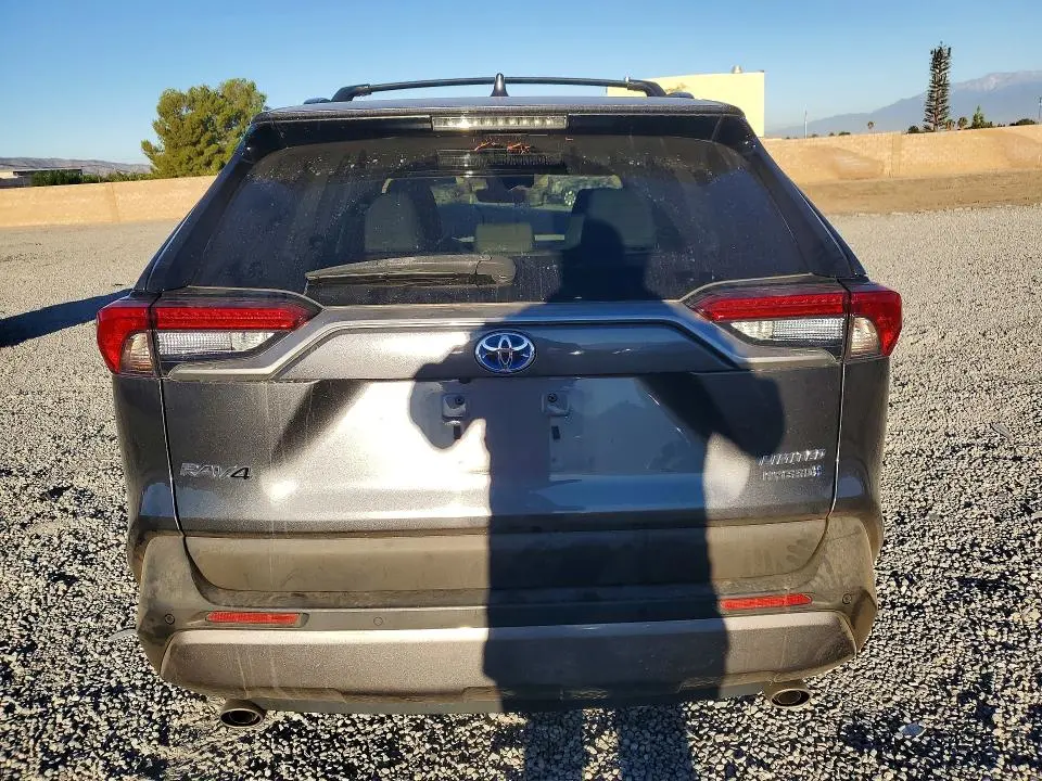 2020 TOYOTA RAV4 LIMITED  