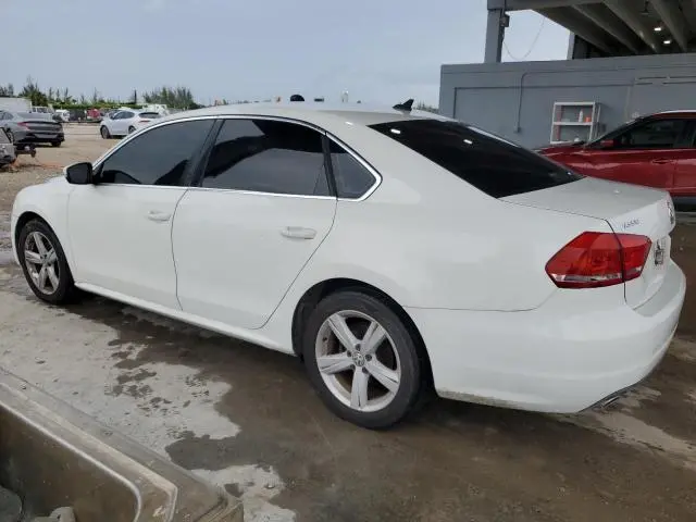 2013 VOLKSWAGEN PASSAT SE  