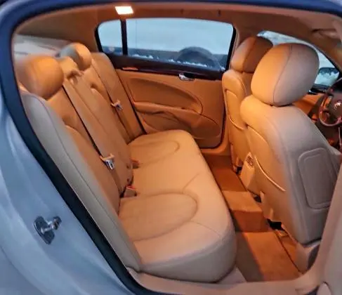 2010 BUICK LUCERNE CXL  