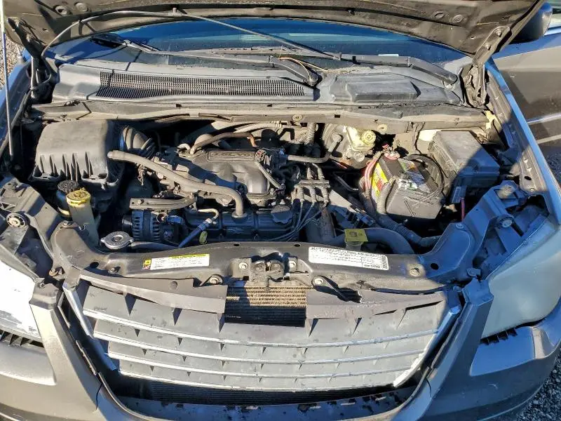 2010 CHRYSLER TOWN & COUNTRY TOURING  