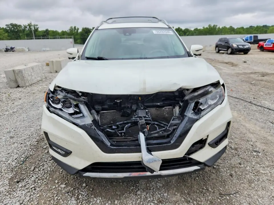 2017 NISSAN ROGUE SL  