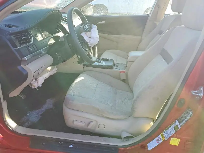 2014 TOYOTA CAMRY LE  