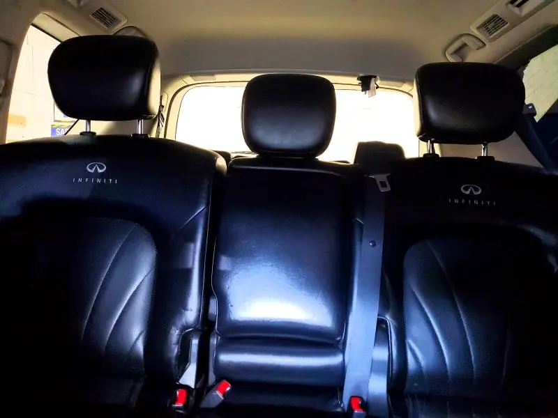 2011 INFINITI QX56 BASE  