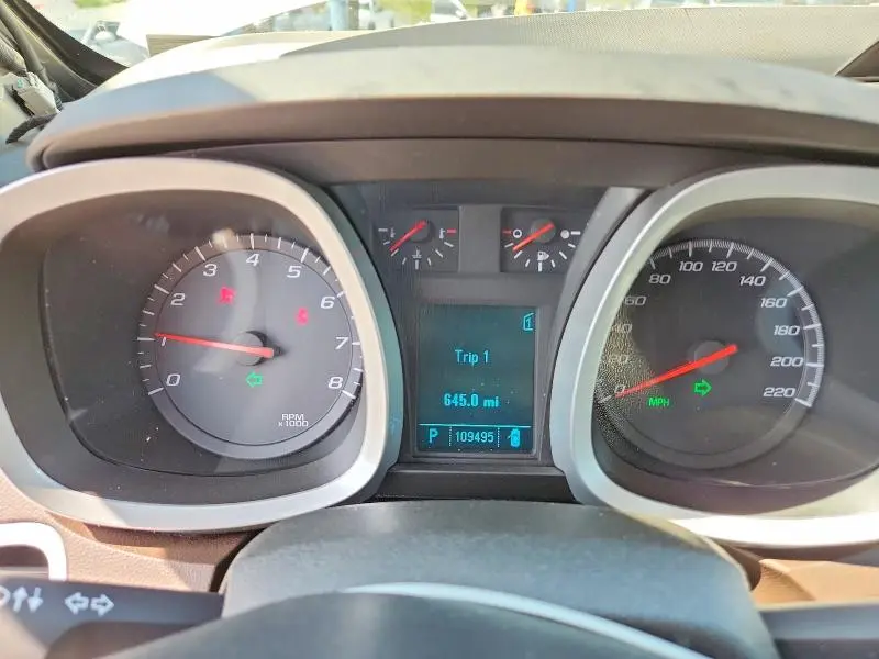 2010 CHEVROLET EQUINOX LT  