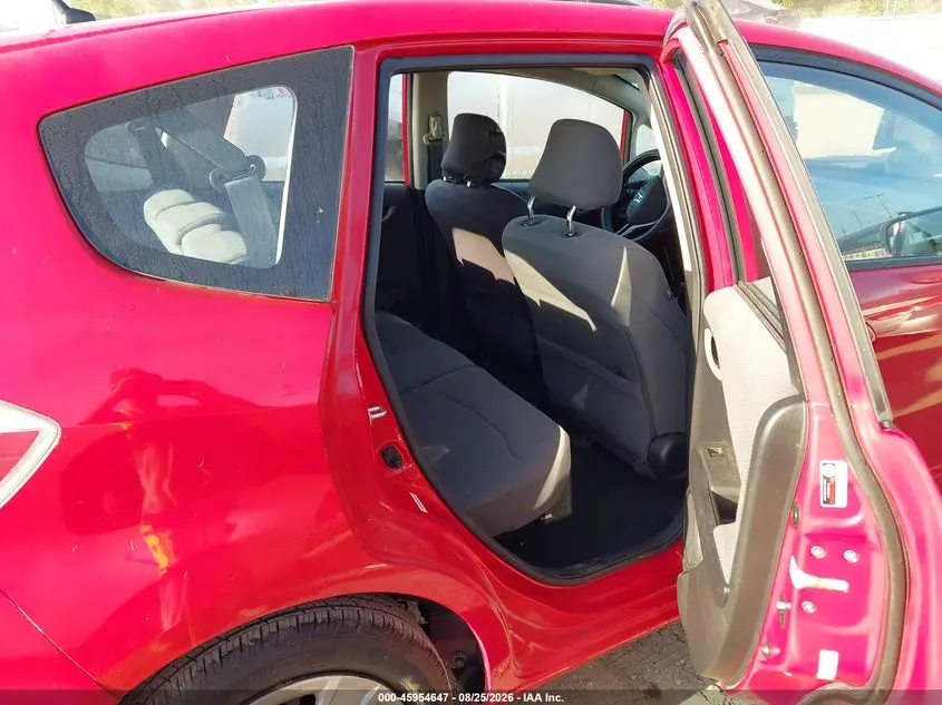 2013 HONDA FIT  