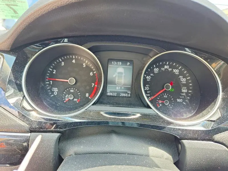 2016 VOLKSWAGEN JETTA SEL  
