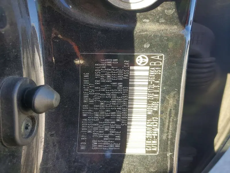 2017 TOYOTA COROLLA LE  