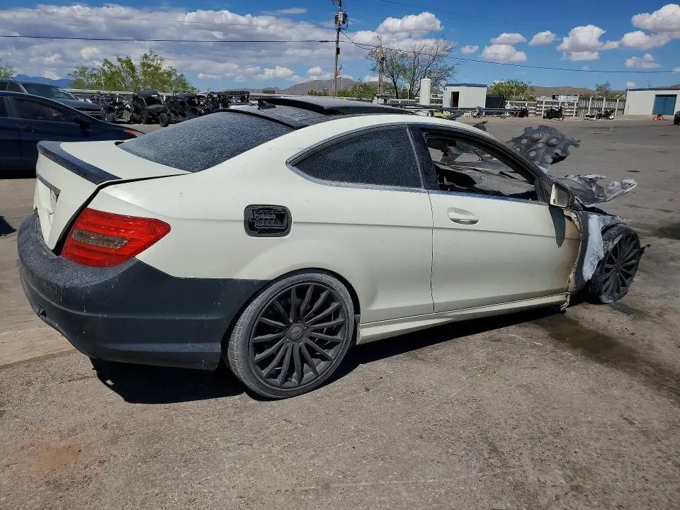 2012 MERCEDES-BENZ C 250  