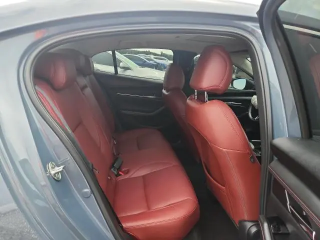 2025 MAZDA 3 PREFERRED  