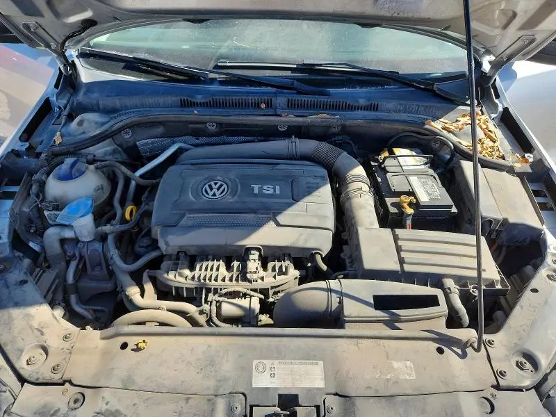 2015 VOLKSWAGEN JETTA SE  