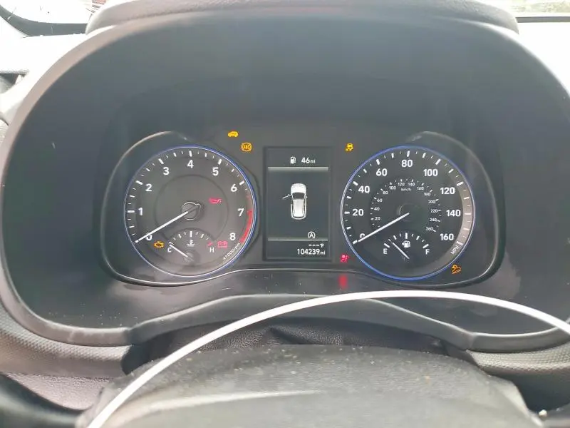2023 HYUNDAI KONA SE  
