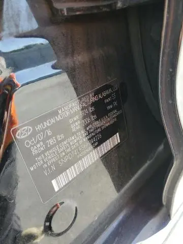 2017 HYUNDAI ELANTRA SE  