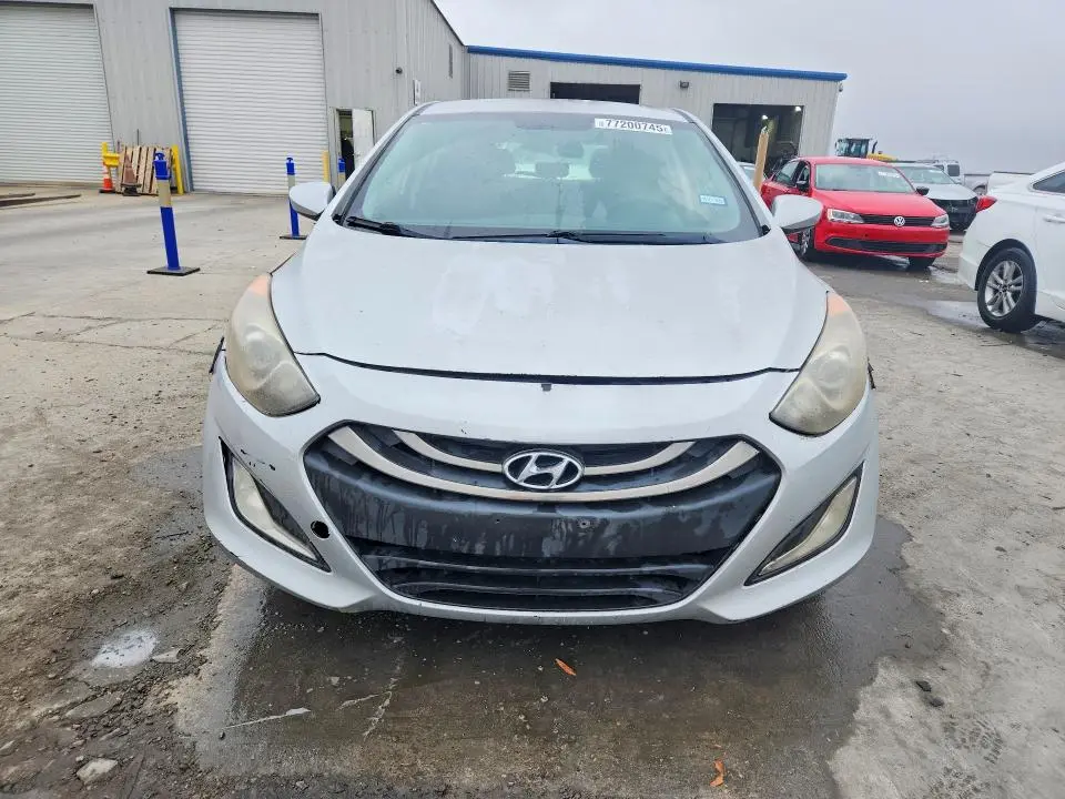 2014 HYUNDAI ELANTRA GT BASE  