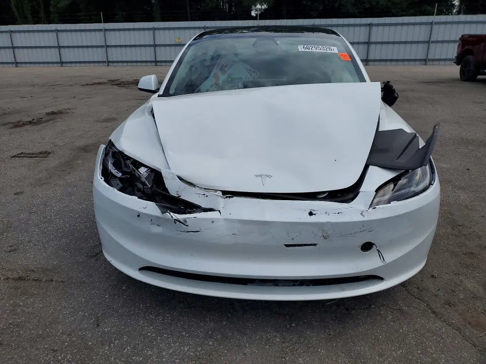 2025 TESLA MODEL 3   