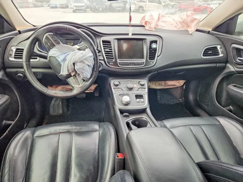 2017 CHRYSLER 200 LIMITED  
