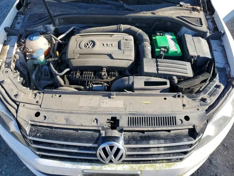 2015 VOLKSWAGEN PASSAT S  