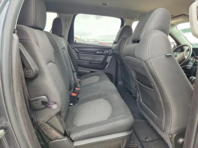 2014 CHEVROLET TRAVERSE LT  
