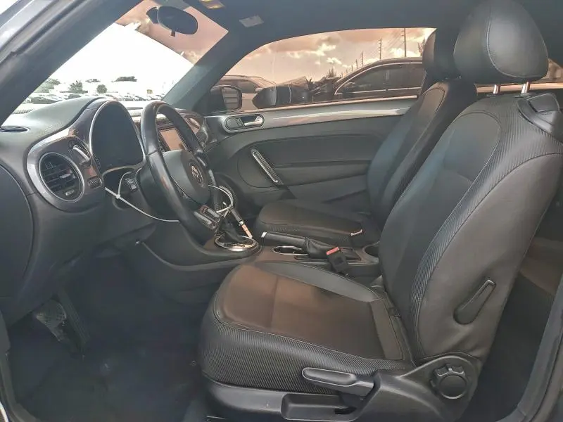 2012 VOLKSWAGEN BEETLE   
