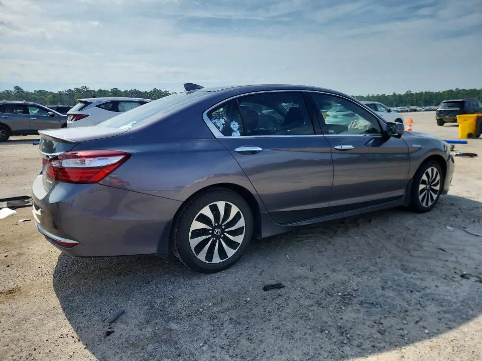 2017 HONDA ACCORD TOURING HYBRID  