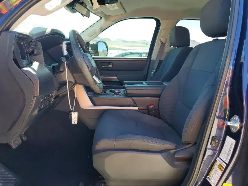 2022 TOYOTA TUNDRA CREWMAX SR5  