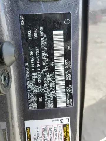 2023 TOYOTA 4RUNNER SE  
