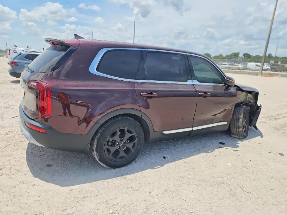 2022 KIA TELLURIDE LX  
