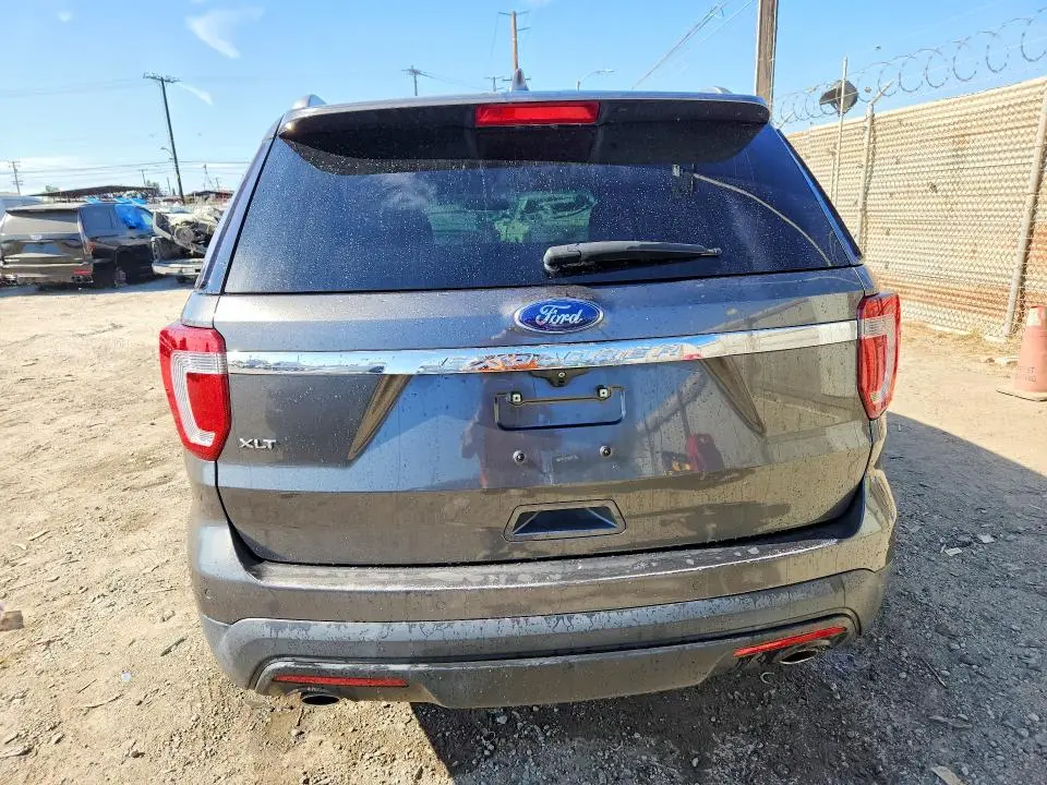 2016 FORD EXPLORER XLT  