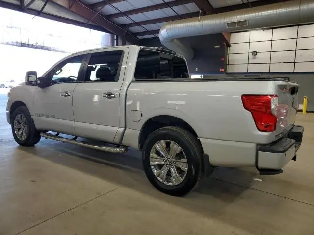 2018 NISSAN TITAN SV  