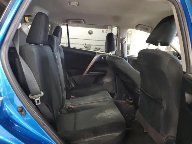 2016 TOYOTA RAV4 LE  