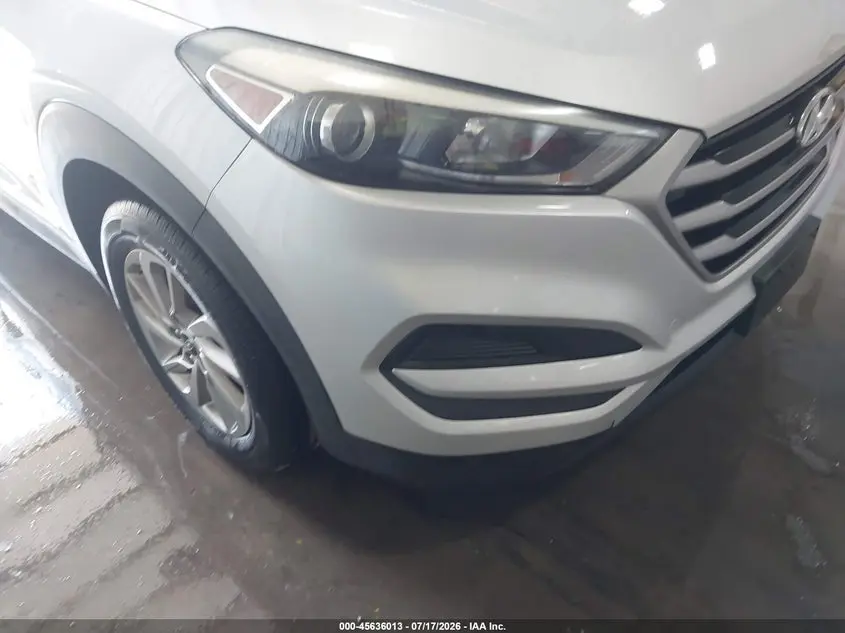 2018 HYUNDAI TUCSON SE