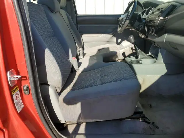 2011 TOYOTA TACOMA   