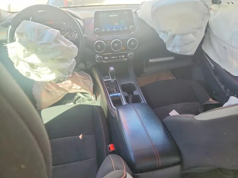 2022 NISSAN SENTRA SR  