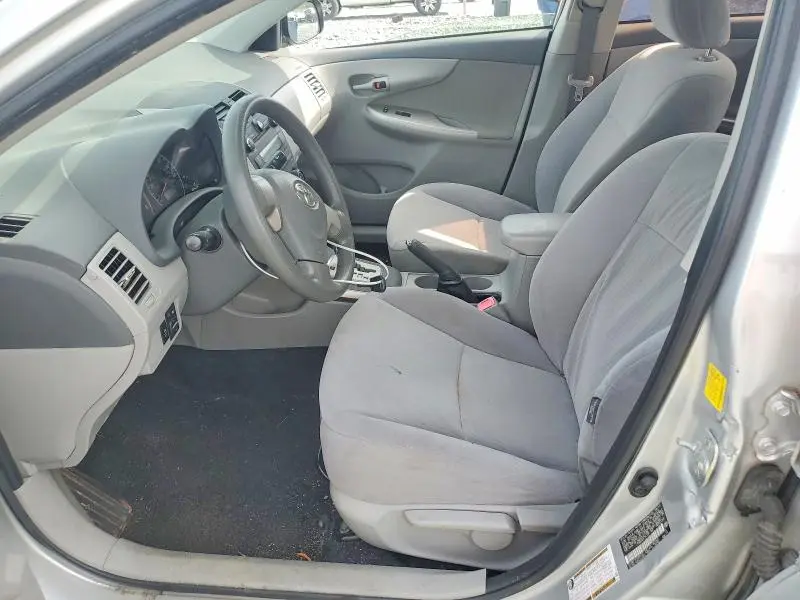 2010 TOYOTA COROLLA LE  